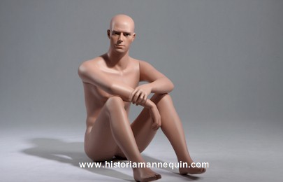 Historia Mannequin-Mannequins r&eacute;alistes et Mains pour Mus&eacute;es et Collectionneurs d'uniformes,costumes,coiffures,casques,casquettes en Militaria et autres, au meilleur prix